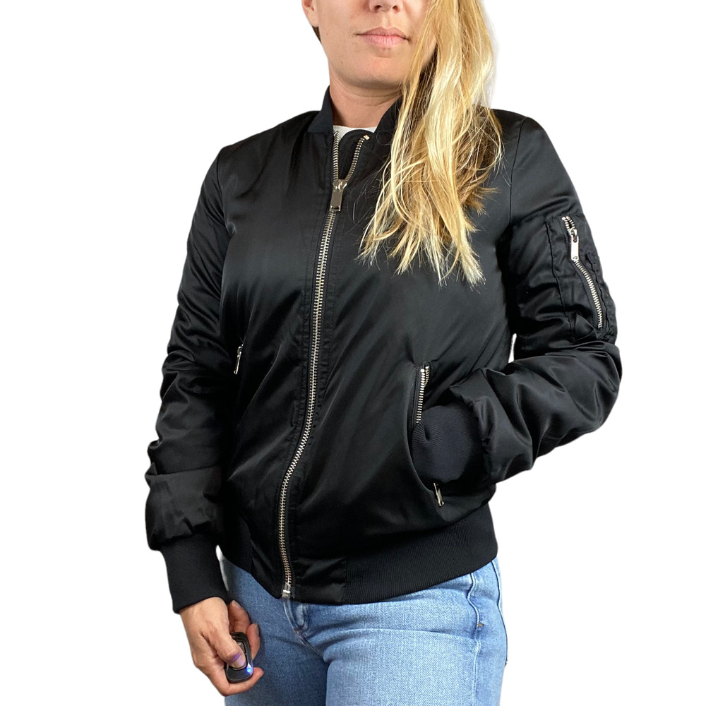 Aritzia The Group Babaton Gilman Sky Captain Black Bomber Jacket Size XS - Picture 2 of 12